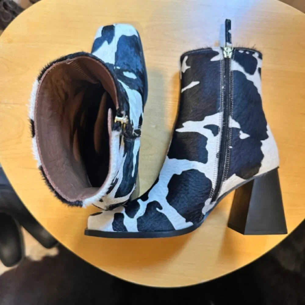 Alohas Women's South Square Toe Ankle Boot - Cow Print - Ankle boots - Picture 3 of 4